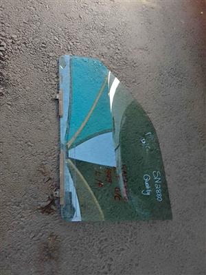 1999 Mitsubishi colt left front door glass for sale @ circle 7 used parts