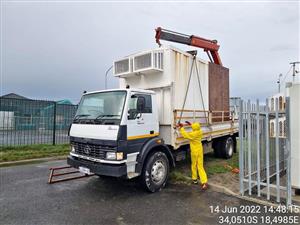 KRAAN TROK TE HUUR MET TRAILER. R22 per loopende km.