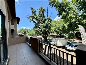 Unbeatable 2-Bedroom Apartment – Steps from NWU!