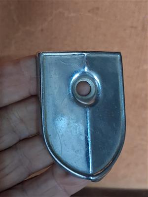 Badge for older car, 0832706942