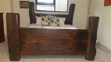 Solid Sleeper King Size Bed