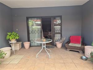 MOVE IN READY APARTMENT – IDEAL FOR YOUNG COUPLE OR BACHELOR