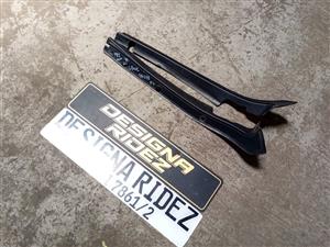 BMW M4 F82 WEATHER STRIP PANEL 