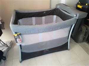 Joie Camping Cot with fold out Changing Table & Bamboo Mattress