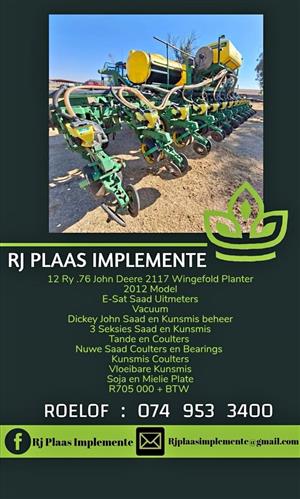 John deere 2117   12 ry 76 planter.