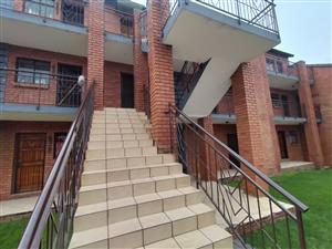 Secure Bachelor Apartment in Popular Wonderpark Estate