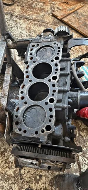 Toyota 2L 2.4D Sub Assembly.