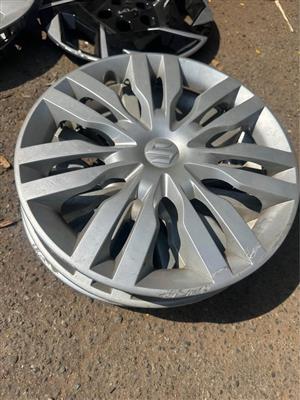 Suzuki 14” wheel cover set