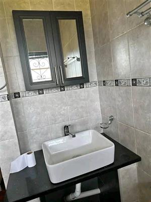  Stunning 3 Bedroom House To Let in Sunnyridge germiston