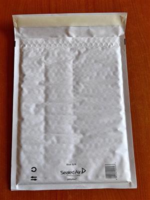 Sealed Air Jiffy Lite G4 240X330Mm Padded Envelopes
