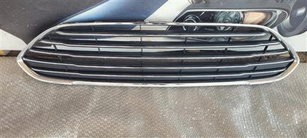 2019 FORD FIESTA RADIATOR GRILLE FOR SALE. BRAND NEW