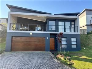 Modern 4-Bedroom Home in Sought-After Palm Lakes Estate