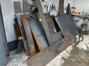 Steel checker plate chequer Vastrap.