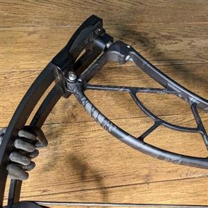 obsession Phoenix compound bow