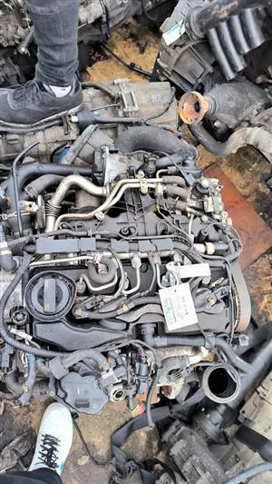 AUDI CGLC ENGINE 