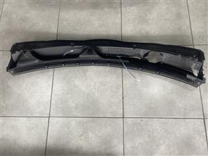 2024 NISSAN MAGNITE WINDSCREEN WIPER COWLING FOR SALE.