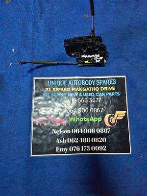 Kia Sportage Right Front Door Lock Actuator