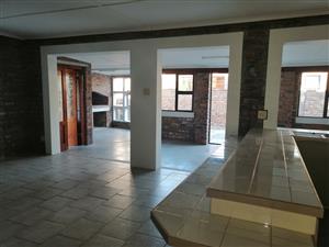 Neat lock up and go holiday home