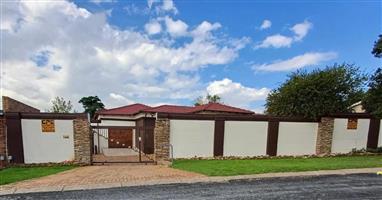 House For Sale in Brackendowns