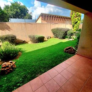 Modern, Move in ready and secure!