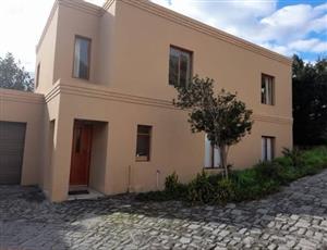 3 bedroom 3 bathroom Double garage Rental