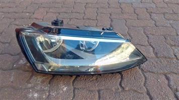 Jetta 6 HEADLIGHTS 