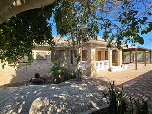 Beautifully Maintained Move-In Ready Home