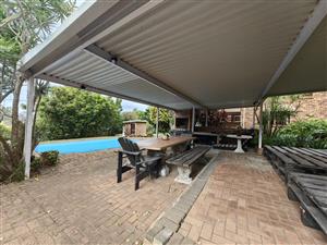 Spacious Double-Plot Entertainer’s Home with Two Flatlets – Pennington