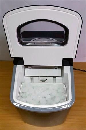 Mellerware Ice master Ice maker