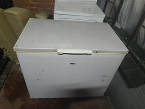 Deep freezer