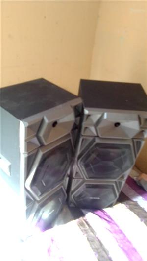 4000 w speakers dixon speakers with led lights selling in delft Capetown 