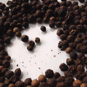 BLACK AND WHITE PEPPER FOR SALE for sale  Brakpan