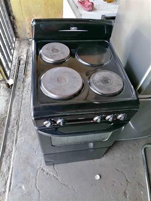 3 plates Defy stove n oven
