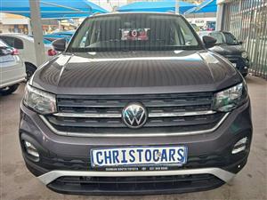 2022 model VW T-Cross hatchback automatic transmission petrol 1.0 engine capacity mileage 35000km