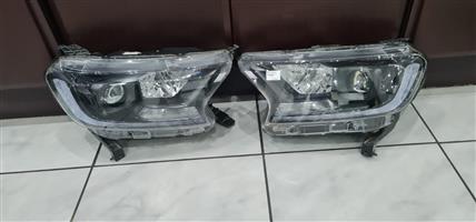 FORD RANGER T8 heard lights both sides available 
