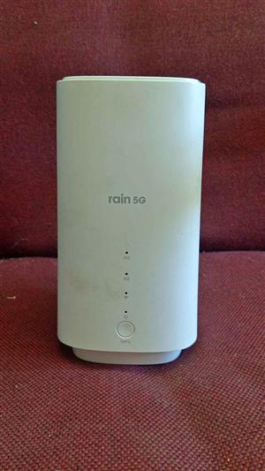 Rain 5G router. Working. Needs Power Supply.