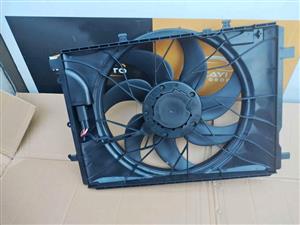 Mercedes benz W204 Radiator fan