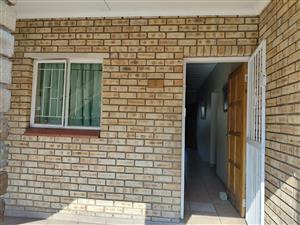 Brits!3 Bedroom Apartment for Sale