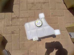 FORD RANGER T6 WATER BOTTLE. BRAND NEW. FOR VARIOUS OTHER CARS TOO.