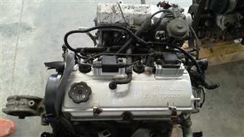 USED MITSUBISHI 4G64 2.4L PETROL ENGINE.