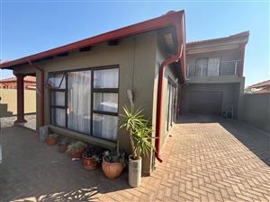 House For Sale in Goudrand