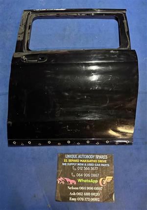 Mercedes W447 Left Sliding Door