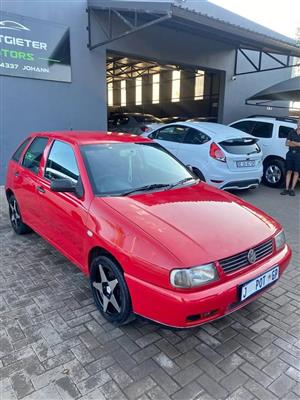 2001 VW POLO PLAYA 1.4i