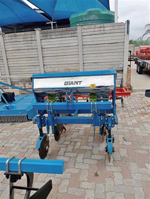 2 Ry planter