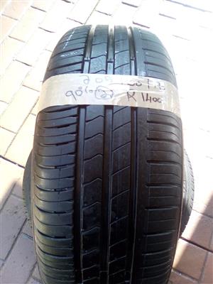 2xHankook tyres 205/60/16 90%