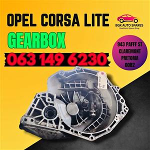 Opel corsa lite gearbox Call or WhatsApp me