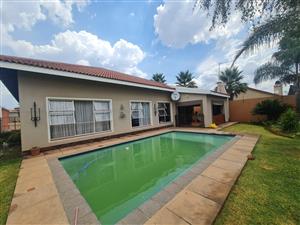 On The banks of the Vaal River.