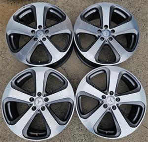 Mercedes GLC300 19” rims