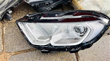 Ford EcoSport headlight