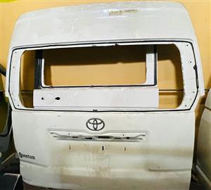 Toyota Quantum tailgate